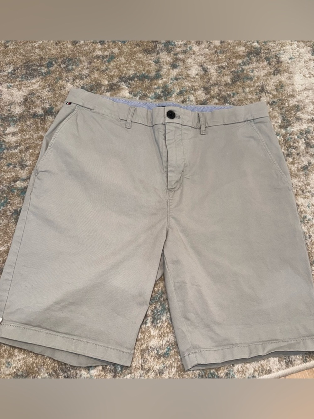 Tommy Hilfiger Men's Chino Shorts - Light Gray - Size 34